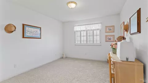 Bedroom - 160 Lynd Way, Dixon, CA 95620 photo 1 of 5