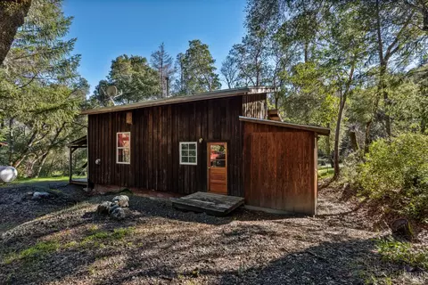 20001 Woodman Creek Rd, Laytonville, CA 95454