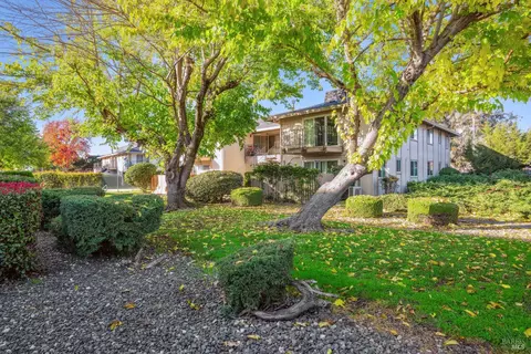 1345 Southwest Blvd #B, Rohnert Park, CA 94928