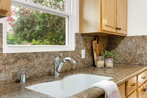 111 Harris Way, Vallejo, CA 94591 photo 16