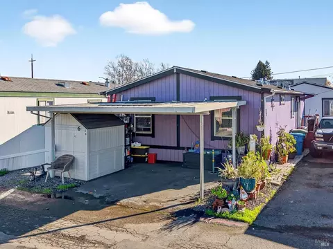 2963 Santa Rosa Ave #C6, Santa Rosa, CA 95407