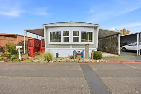 6781 Evergreen Ave, Sebastopol, CA 95472