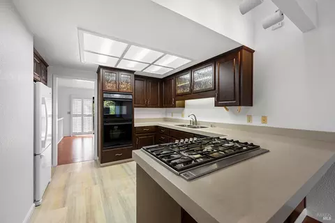 Kitchen - 9239 Lakewood Dr, Windsor, CA 95492 photo 2 of 2