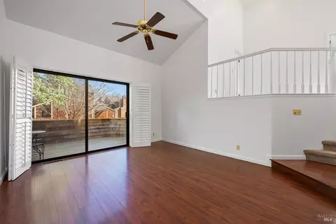 Living - 9239 Lakewood Dr, Windsor, CA 95492 photo 9 of 10