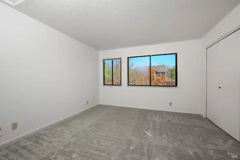 Bedroom - 9239 Lakewood Dr, Windsor, CA 95492 photo 4 of 5