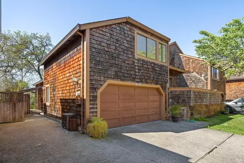 Exterior - 9239 Lakewood Dr, Windsor, CA 95492 photo 3 of 11