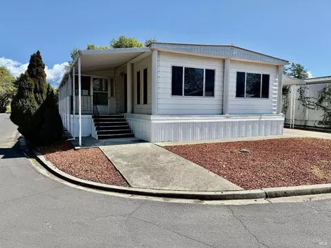 127 Salisbury Cir, Santa Rosa, CA 95401