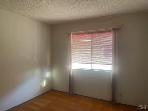 Bedroom - 100 Obsidian Ct, Vallejo, CA 94589 photo 3 of 3