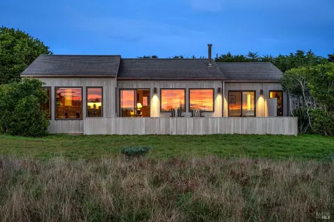 40897 Leeward Rd, The Sea Ranch, CA 95497