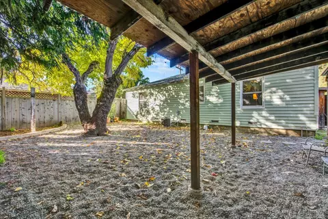 211 Triplett Dr, Cloverdale, CA 95425 photo 38