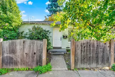 211 Triplett Dr, Cloverdale, CA 95425 photo 5