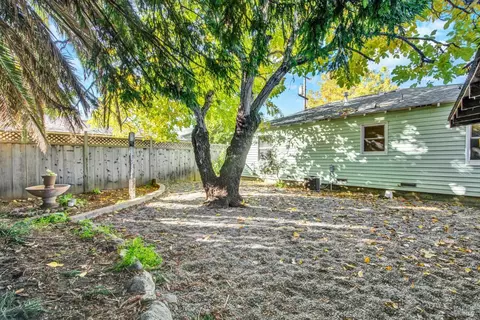 211 Triplett Dr, Cloverdale, CA 95425 photo 39