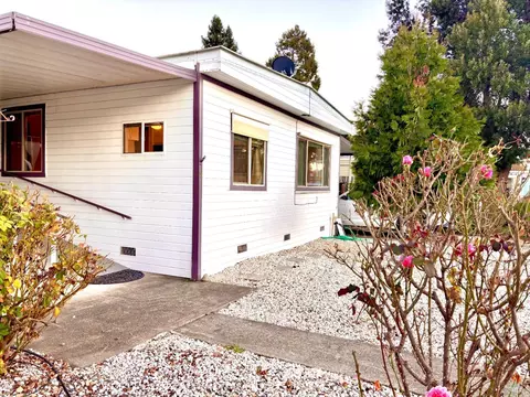 660 Leslie St #9, Ukiah, CA 95482 photo 2