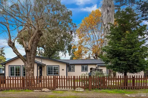244 Carrington St, Santa Rosa, CA 95407