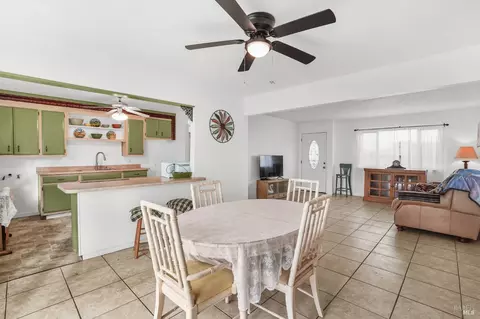 Dining - 7627 Paddon Rd, Vacaville, CA 95688 photo 2 of 2