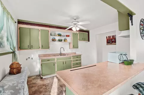 Kitchen - 7627 Paddon Rd, Vacaville, CA 95688 photo 2 of 3