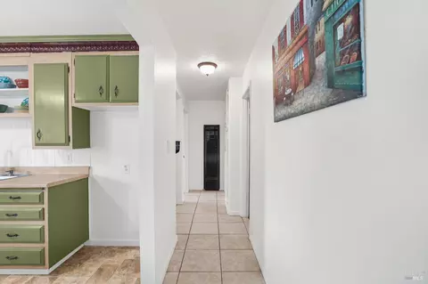 Entry Way - 7627 Paddon Rd, Vacaville, CA 95688 photo 2 of 2