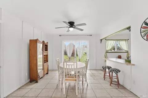 Dining - 7627 Paddon Rd, Vacaville, CA 95688 photo 1 of 2
