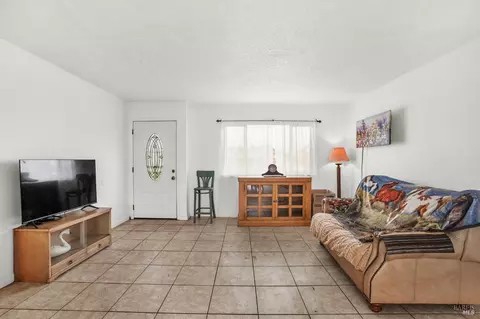Entry Way - 7627 Paddon Rd, Vacaville, CA 95688 photo 1 of 2