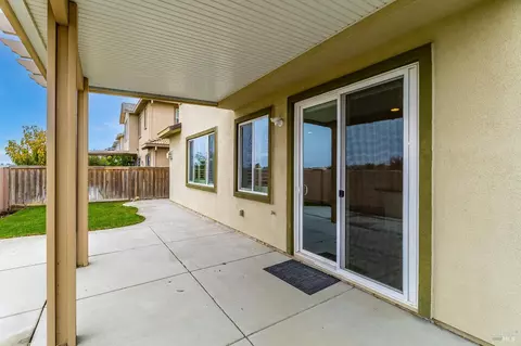 Exterior - 425 Epic St, Vacaville, CA 95688 photo 7 of 15