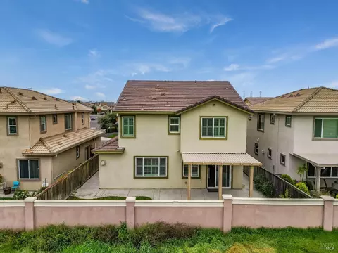 Exterior - 425 Epic St, Vacaville, CA 95688 photo 12 of 15