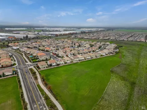 View/Area - 425 Epic St, Vacaville, CA 95688 photo 5 of 5