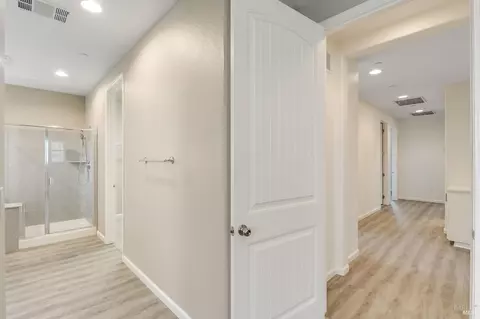 Entry Way - 425 Epic St, Vacaville, CA 95688 photo 11 of 13