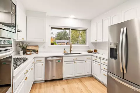 59 Trellis Dr, San Rafael, CA 94903