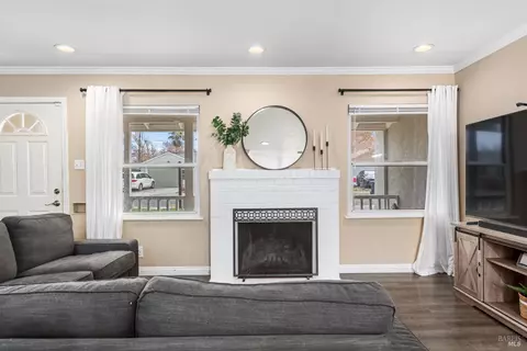 728 Utah St, Fairfield, CA 94533 photo 6