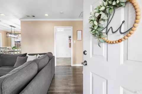 728 Utah St, Fairfield, CA 94533 photo 4