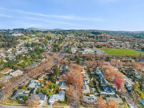 View/Area - 121 Jackson Way, Vallejo, CA 94591 photo 3 of 4