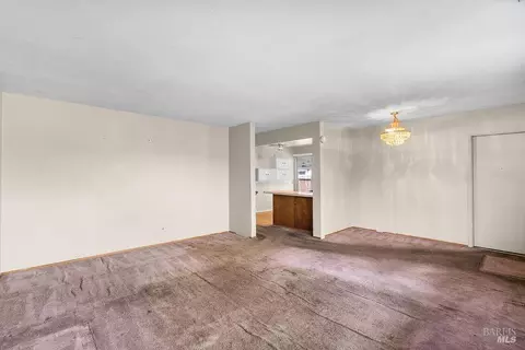 Living - 831 5th St, Vallejo, CA 94590 photo 3 of 3