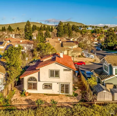 View/Area - 453 Knights Cir, Vallejo, CA 94591 photo 3 of 7