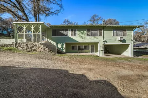 14840 Valley Ave, Clearlake, CA 95422
