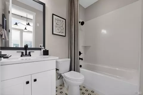 Bath - 2811 Triad Pl, Livermore, CA 94551 photo 1 of 3