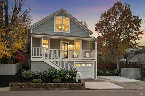 33 Montecito Ave, Corte Madera, CA 94925