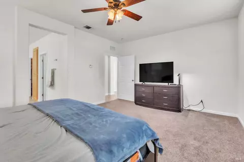 Bedroom - 1120 Bello Dr, Dixon, CA 95620 photo 2 of 8