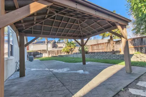 Exterior - 1120 Bello Dr, Dixon, CA 95620 photo 3 of 6