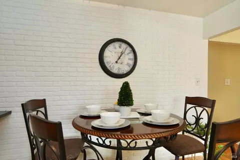 Dining - 3538 Baxter Ave, Napa, CA 94558 photo 3 of 6