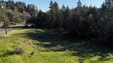 26400-26500 Sherwood Rd, Willits, CA 95490