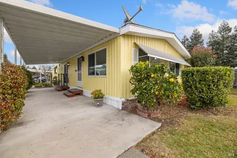 58 Circulo Puerto Ct, Rohnert Park, CA 94928