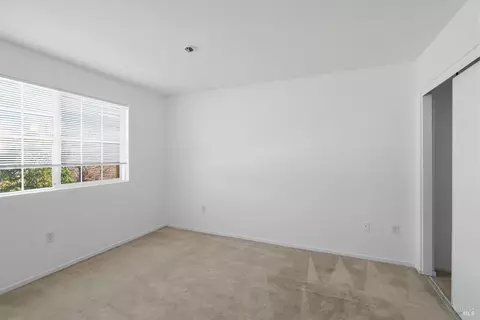 Bedroom - 712 Daniels Ave, Vallejo, CA 94590 photo 6 of 11