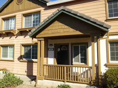 Exterior - 712 Daniels Ave, Vallejo, CA 94590 photo 2 of 11