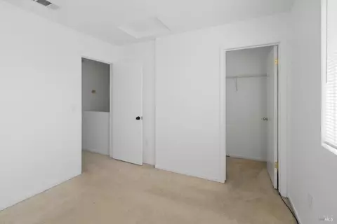Bedroom - 712 Daniels Ave, Vallejo, CA 94590 photo 10 of 11