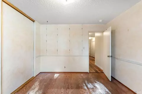 Bedroom - 1100 Rutherford Rd, Rutherford, CA 94573 photo 2 of 4