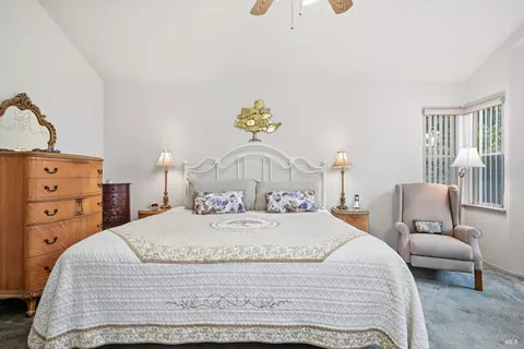 Bedroom - 327 Blazing Star Ct, Windsor, CA 95492 photo 3 of 7