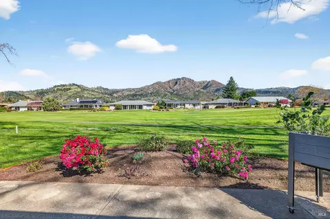 333 Golf Ct, Santa Rosa, CA 95409 photo 3