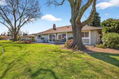 333 Golf Ct, Santa Rosa, CA 95409 photo 6