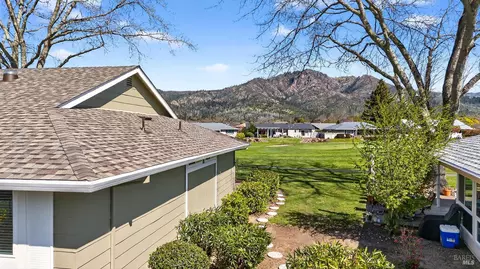 333 Golf Ct, Santa Rosa, CA 95409 photo 12