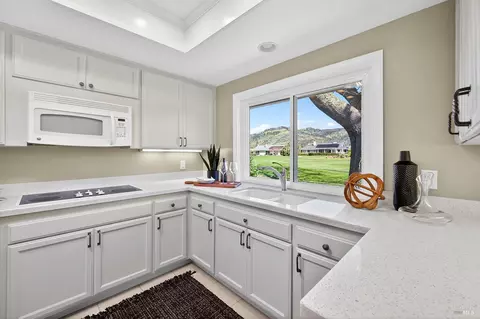 333 Golf Ct, Santa Rosa, CA 95409 photo 41